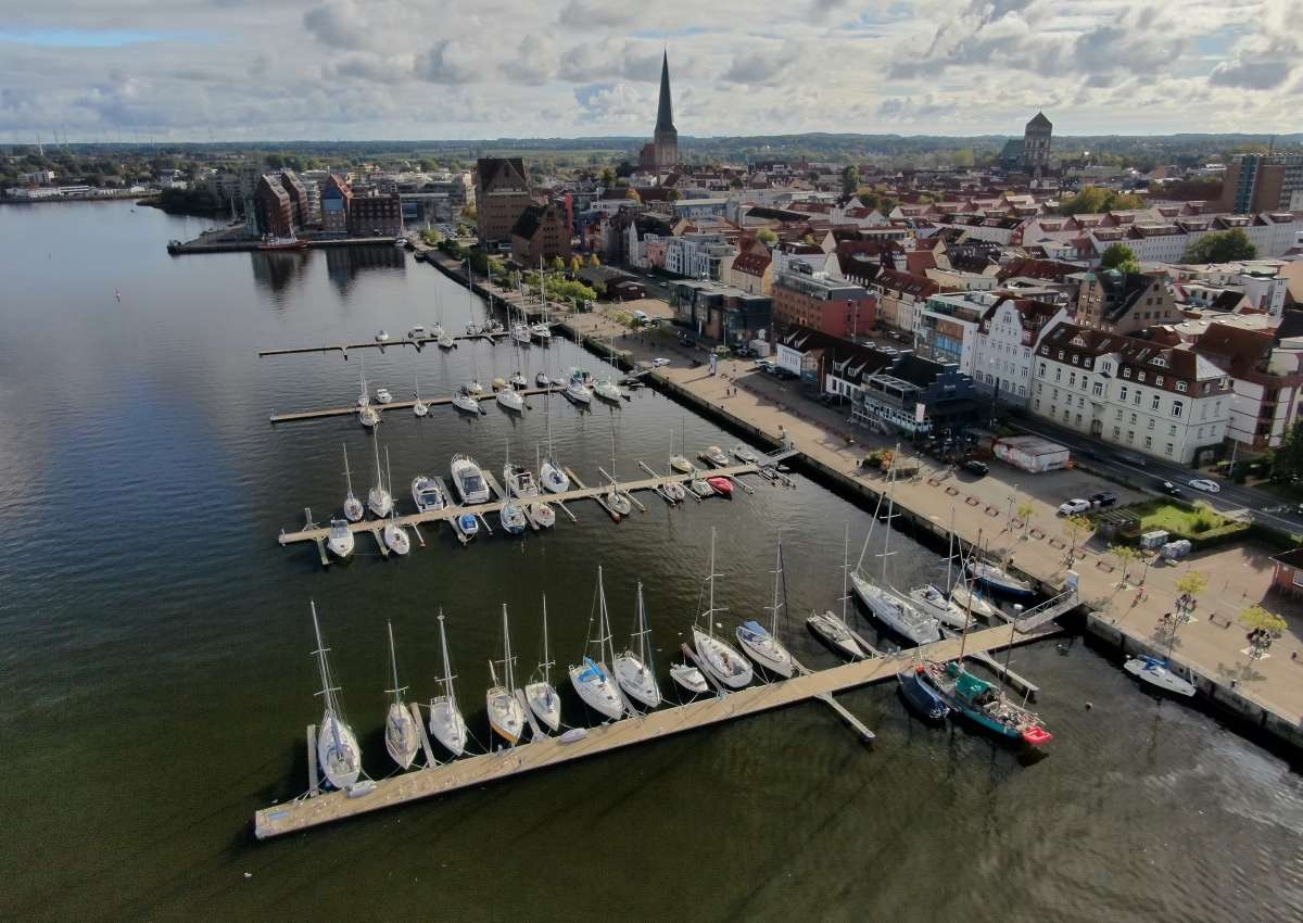 Rostock Stadthafen - Hafen bei Rostock (Stadtmitte)