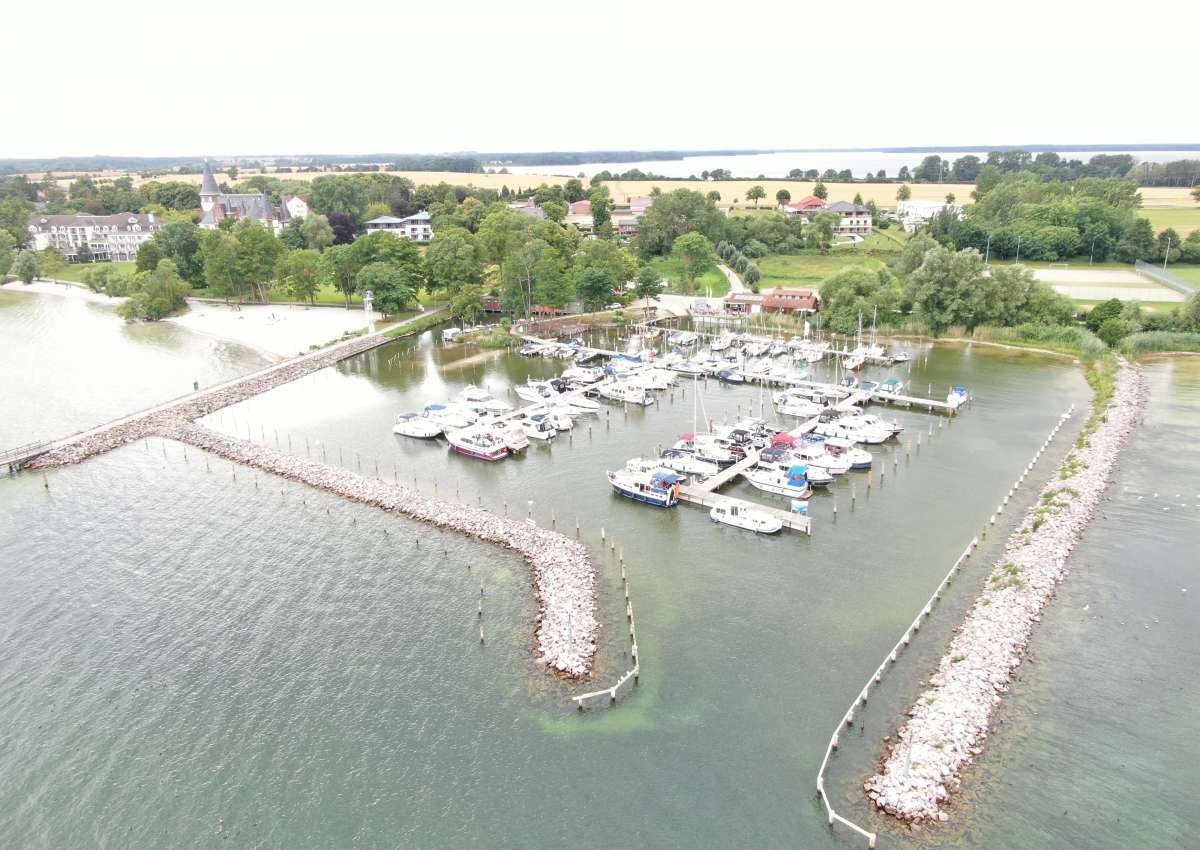 Hafen Klink - Marina near Klink