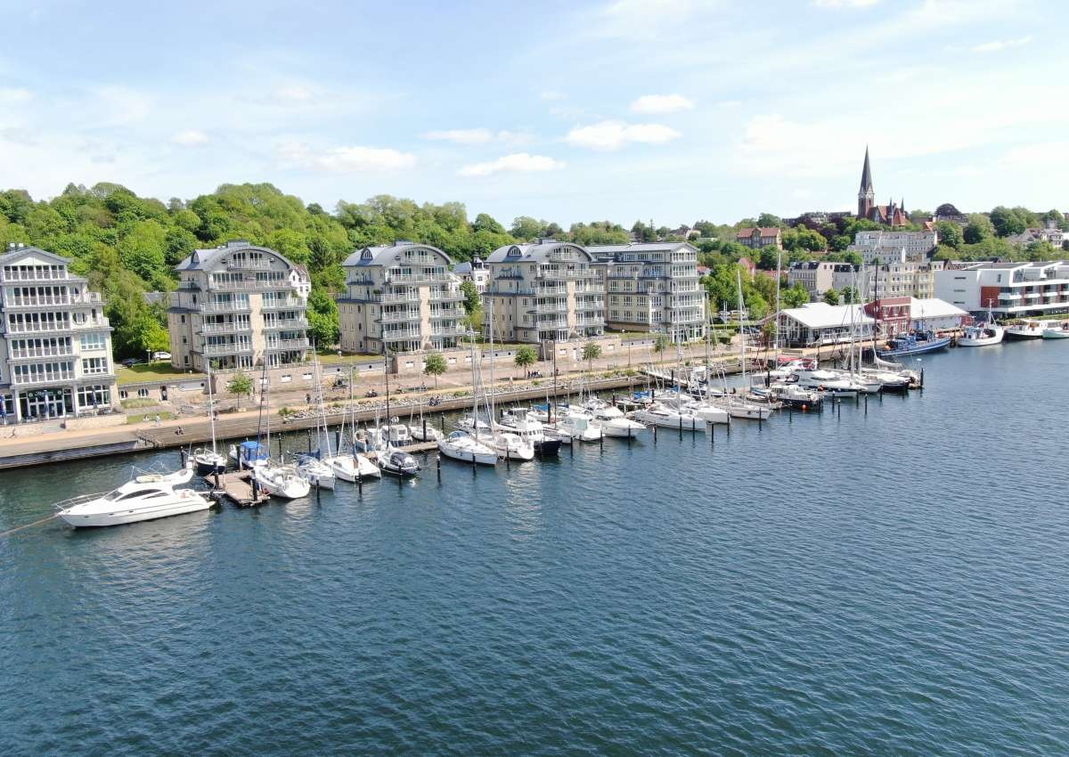 Flensburg Marina Werftkontor - Hafen bei Flensburg (Blasberg)