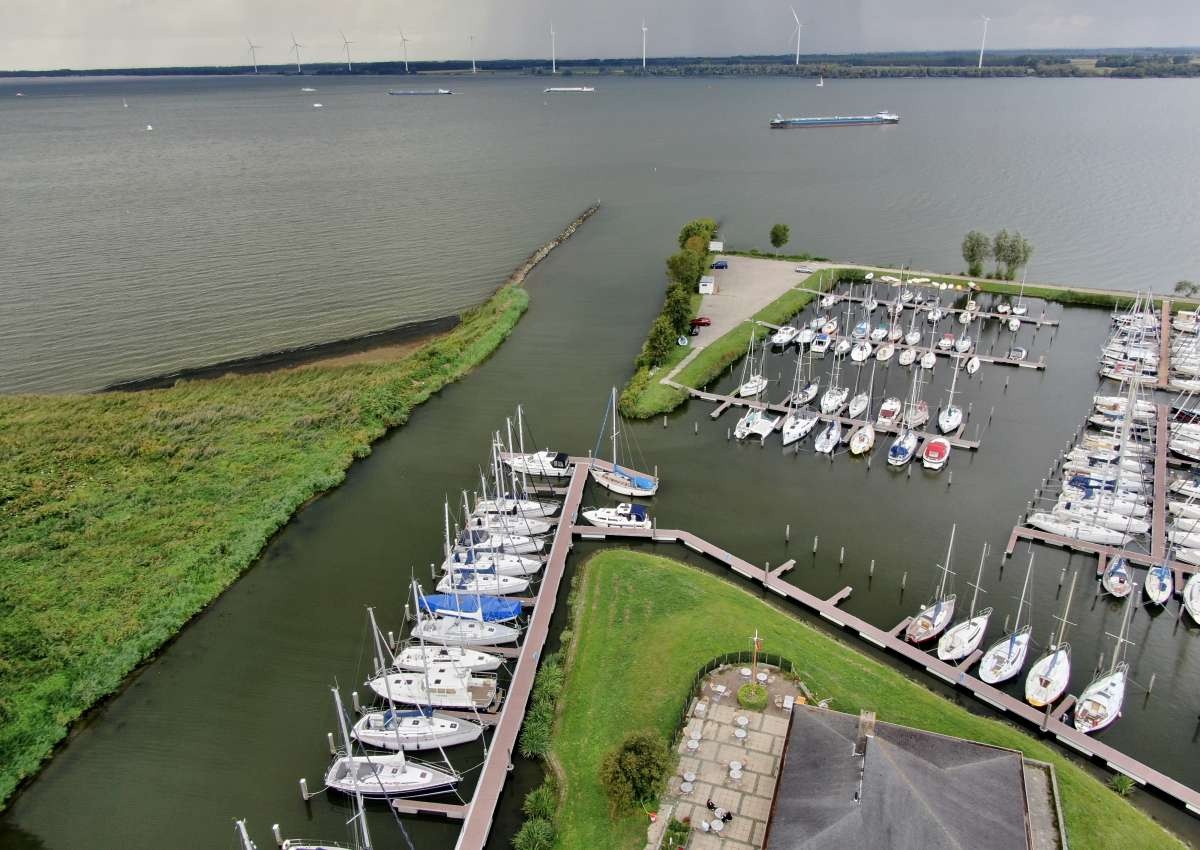 Jachthaven Noordschans in Klundert - Marina near Moerdijk (Klundert)